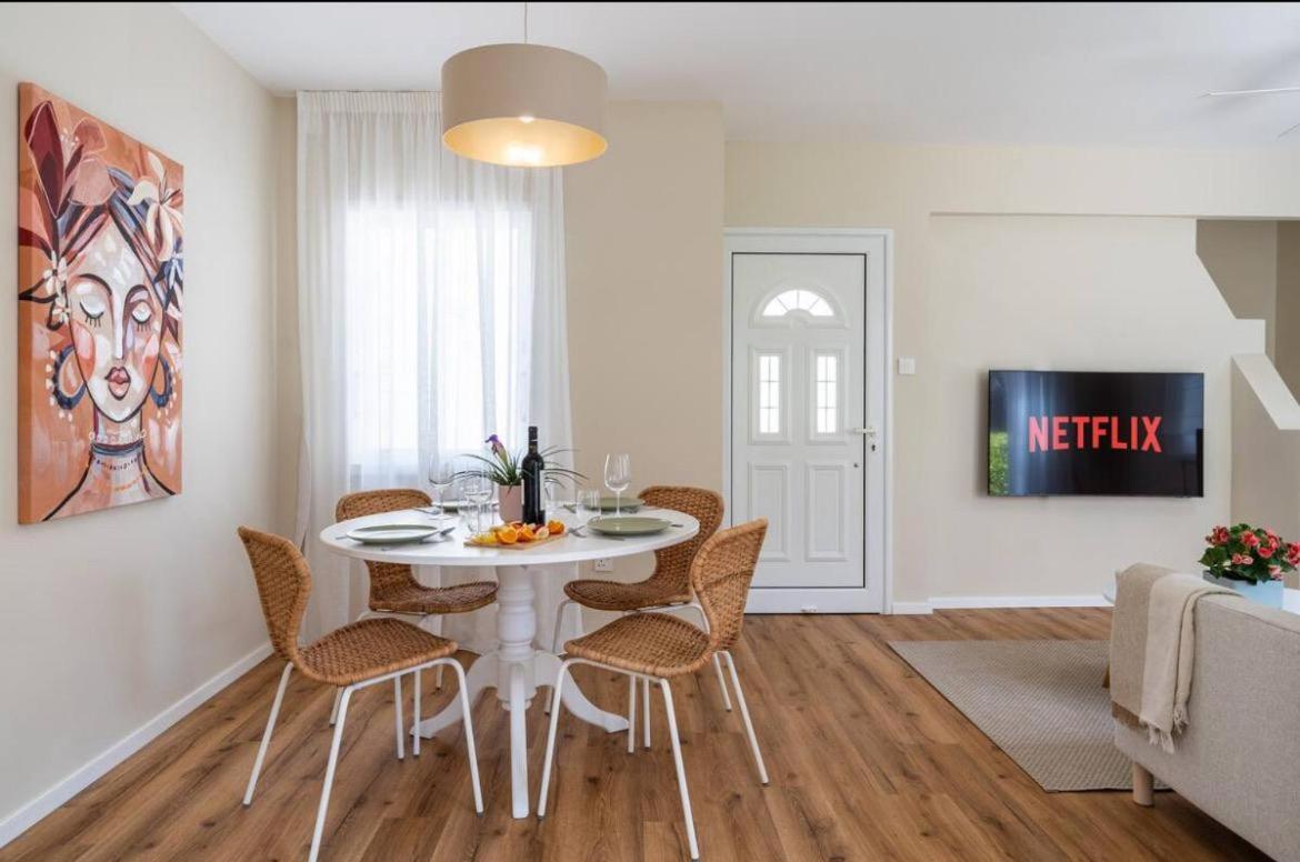Cozy Nerina Cottage At Harbour Πάφος Εξωτερικό φωτογραφία